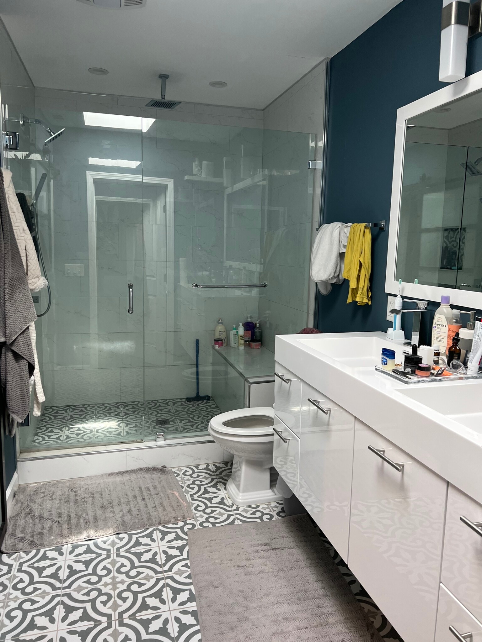 Building Photo - 1510 Hauser Blvd