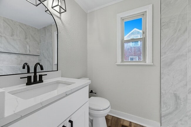 Building Photo - WELCOME TO WILLOUGHBY TERRACE!!!