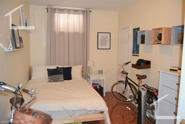Building Photo - 1 Bed in Brookline w/ Central AC!!!