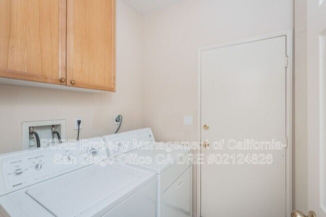 Building Photo - 5128 Sea Mist Ct