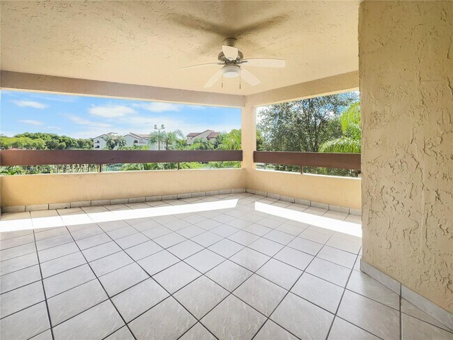 Building Photo - 9255 SW 125th Ave