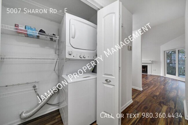 Building Photo - 5007 Sharon Rd