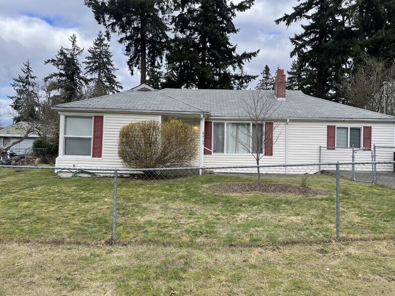 Primary Photo - 8709 Highland Ave SW