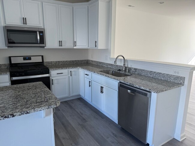 Building Photo - Darley Green townhome - 3 bedroom, 2.5 bathroom with 1 car garage - NEW CASTLE COUNTY WORKFORCE H...