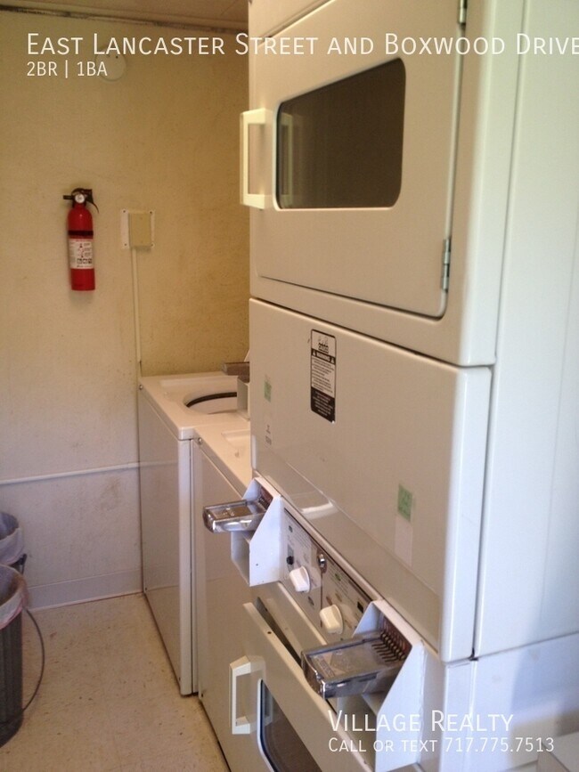 Building Photo - 308 E Lancaster St