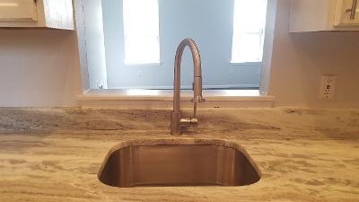 Building Photo - 1617 Christian St