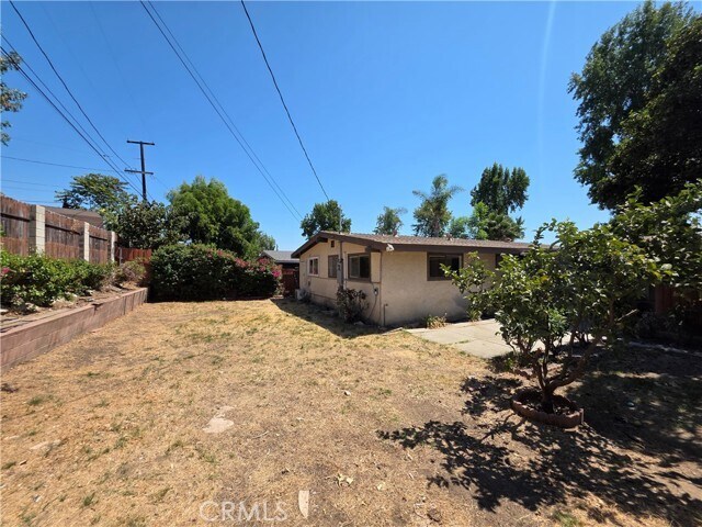 Building Photo - 13030 Bradwell Ave