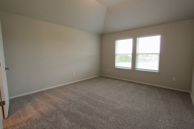 Building Photo - Newly Built 3 Bedroom, 2 Bath Home in Leander