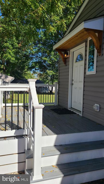 Building Photo - 103 Vandiver Ct