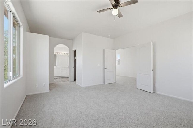Building Photo - Inviting 3-Bedroom Home with Oversized Loft in Gated Southwest Community