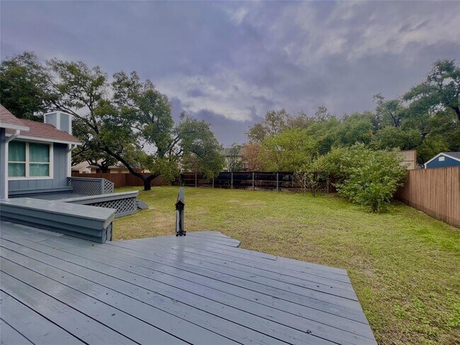 Building Photo - 11917 Meadowfire Dr