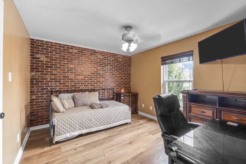 Building Photo - 905 Hanna Pl Ct