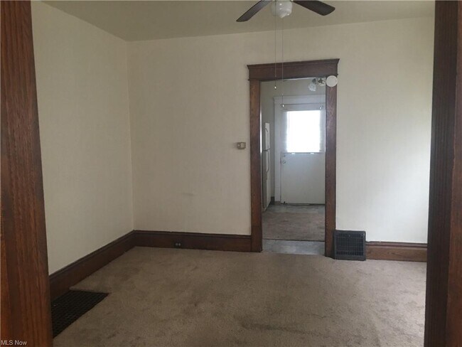 Building Photo - 55 Cotter Ave