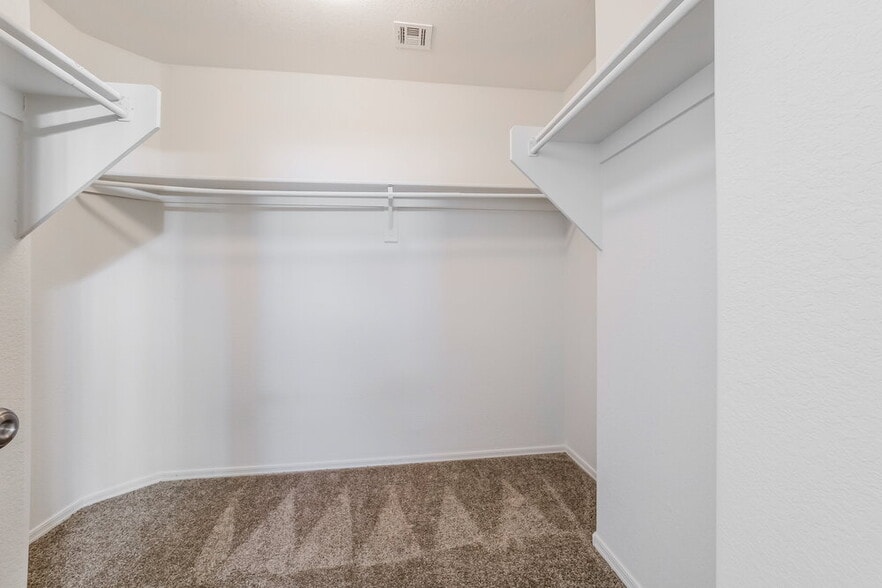 Building Photo - 1312 S Boulder Ct