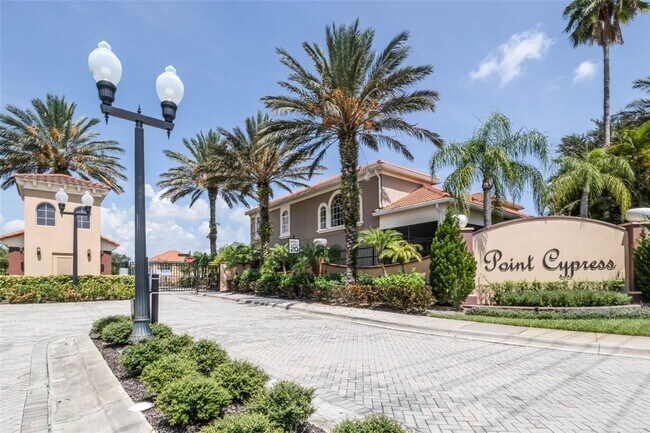 Building Photo - Stylish and Spacious 3/2.5 Townhome with Premium Features and Community Pools