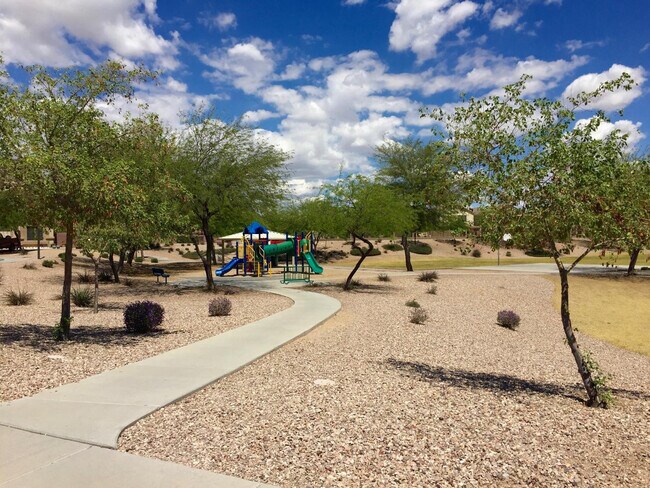 Building Photo - 21827 W Cocopah St