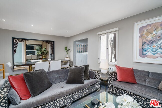 Building Photo - 2066 Glencoe Way