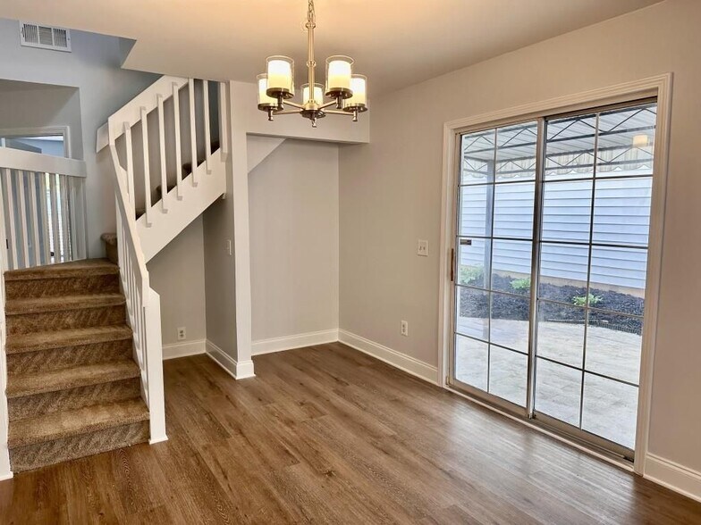 Building Photo - 2651 St Charles Ln NW