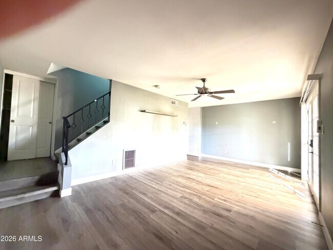 Building Photo - 4460 E Belleview St