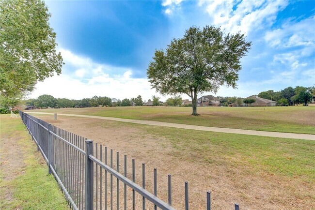 Building Photo - 5810 Sequoia Trace Ct