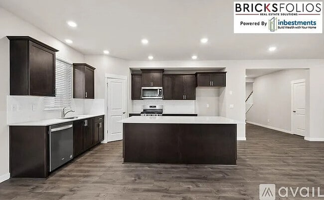 Building Photo - Discover Your Dream Home in Puyallup