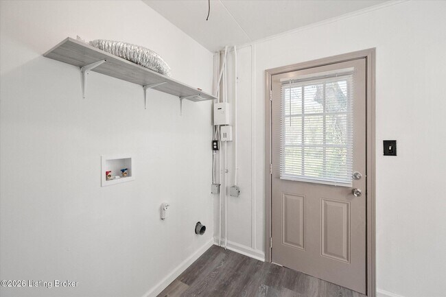 Building Photo - 223 N 37th St