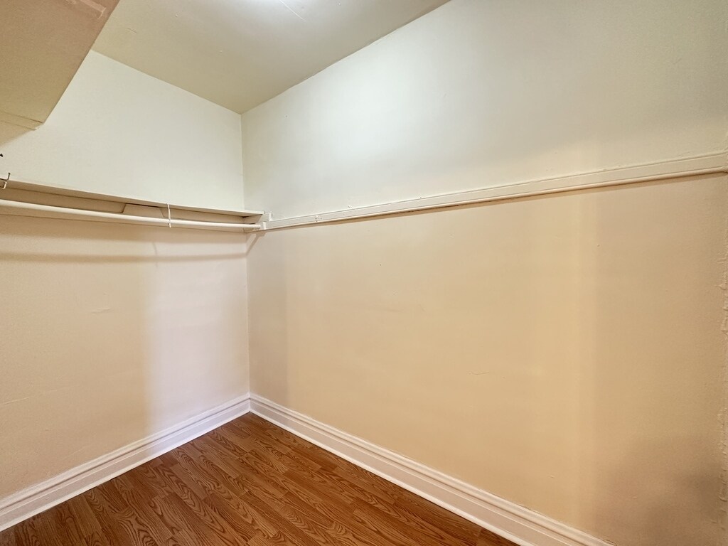 Building Photo - 4834 N Damen Ave