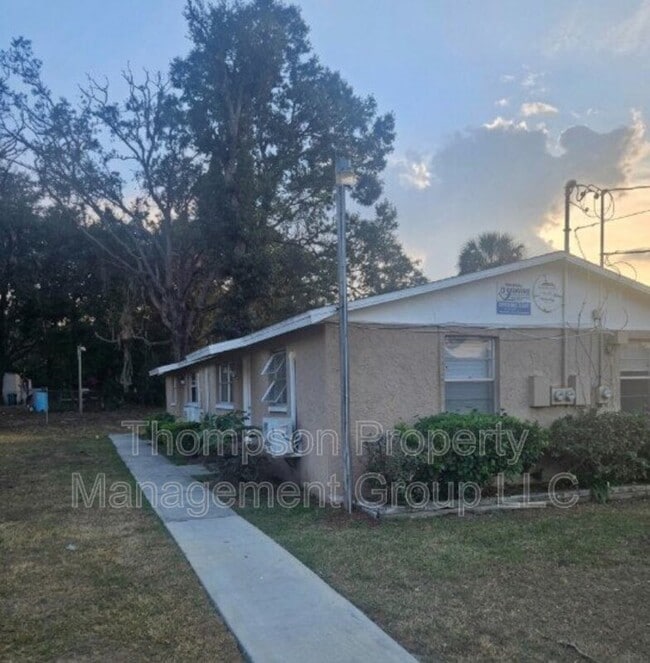 Building Photo - 9413 Grandfield Rd