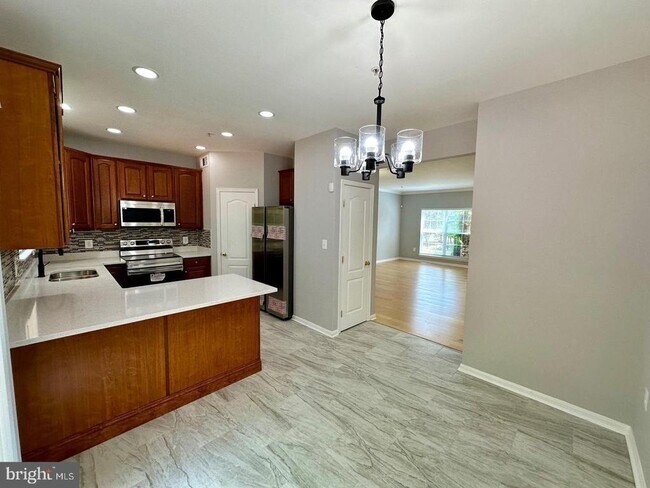 Building Photo - 15503 Kennett Square Way