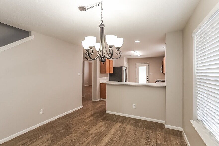 Building Photo - 10518 Southway Bend Ln