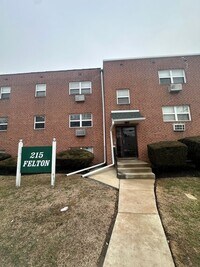 Building Photo - 215 Felton Ave