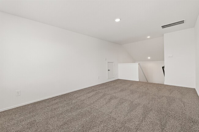 Building Photo - 7427 Audubon Russet Dr