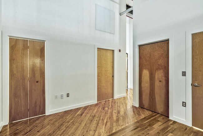 Building Photo - 1350 Rosa L Parks Blvd