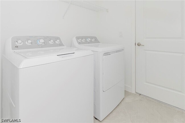 Building Photo - 9099 Leatherwood Loop