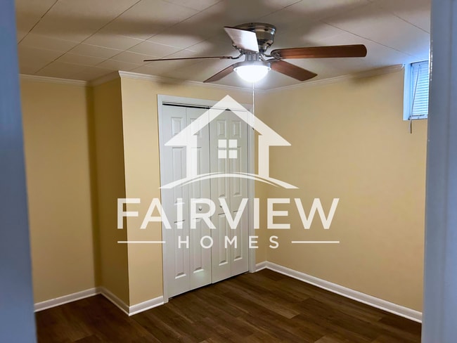 Building Photo - 150 Loch Ln