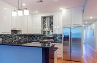 Building Photo - 88 Browne St