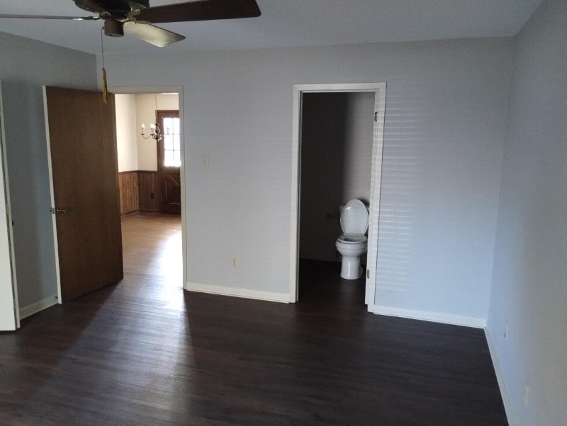Building Photo - 136 Georgetown Dr
