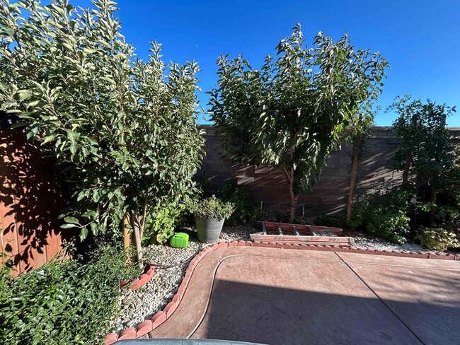 Building Photo - 456 St Jorge Ave