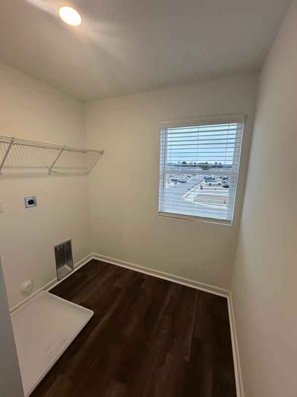 Building Photo - 39 River Rock St