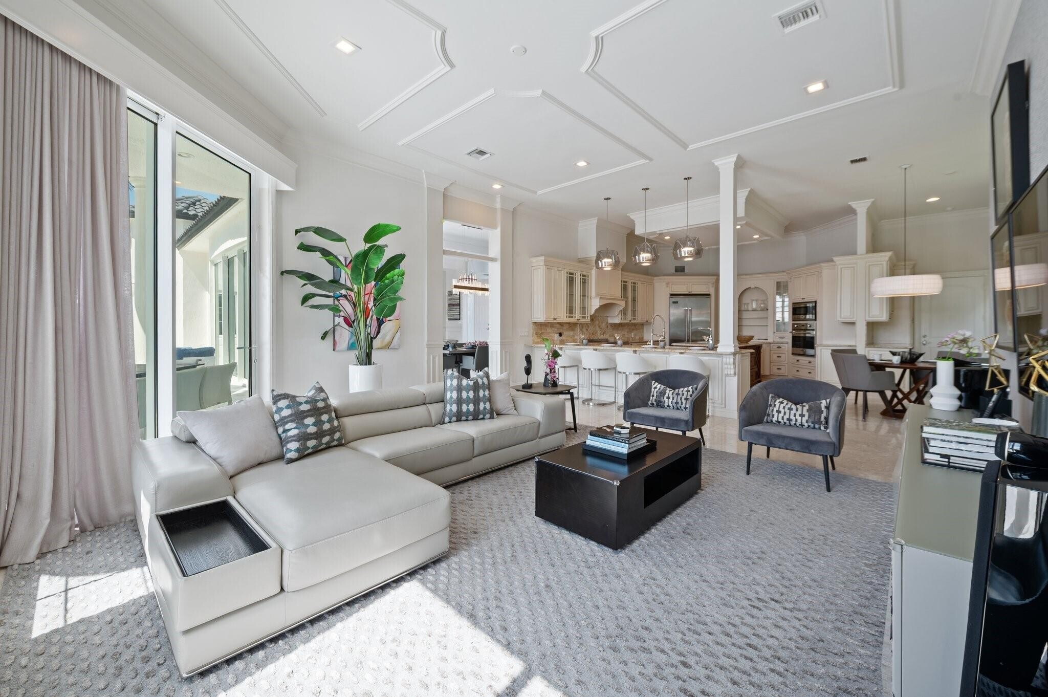 Building Photo - 81 Island Dr S