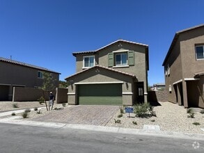 Building Photo - 10403 Luna Mezzo St