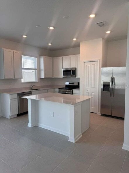 Building Photo - 3036 Chromatic St