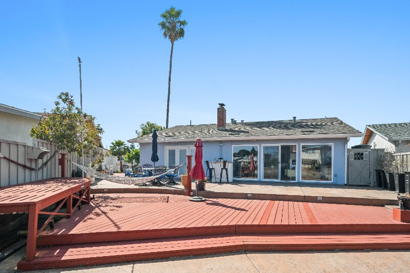 Building Photo - 607 Sand Hook Isle