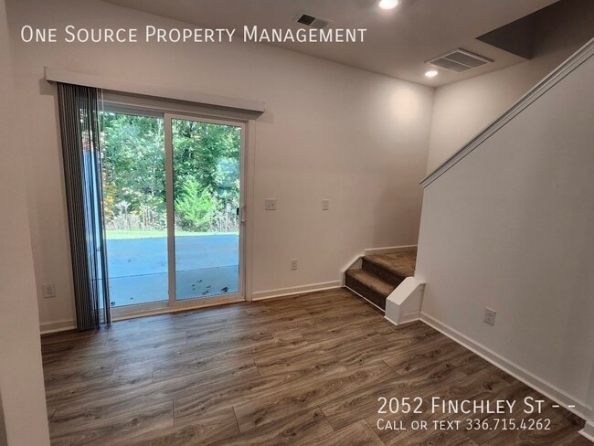 Building Photo - 2052 Finchley St