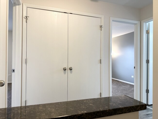 Building Photo - 1227 Leon Way