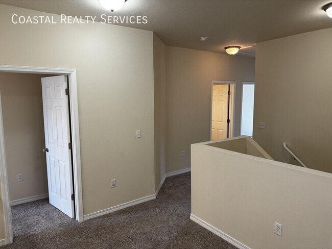Building Photo - 1512 Bentley Cir