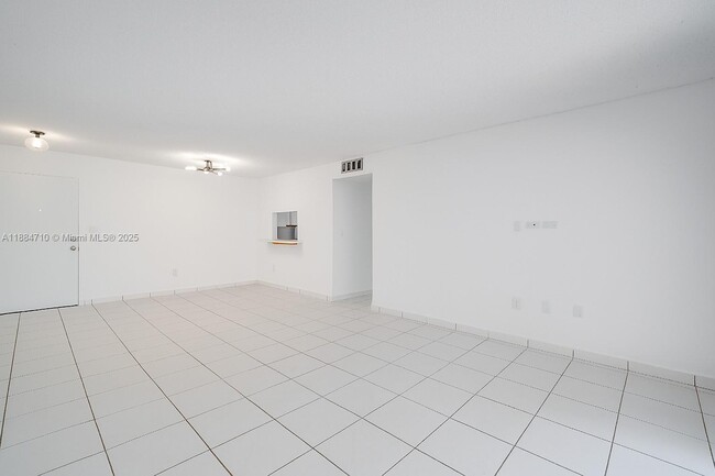 Building Photo - 13700 SW 62nd St