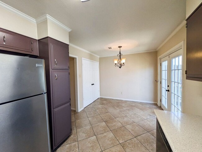 Building Photo - 956 Sunmeadow Dr
