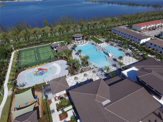 Building Photo - 8650 NW 97th Ave