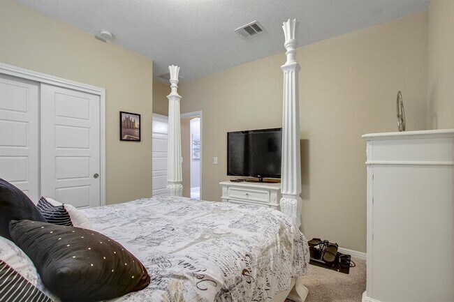 Building Photo - 16508 Pallazo Dr